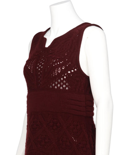 MULTI PATTERN LOW GAUGE KNITTEDSLEEVELESS TOP