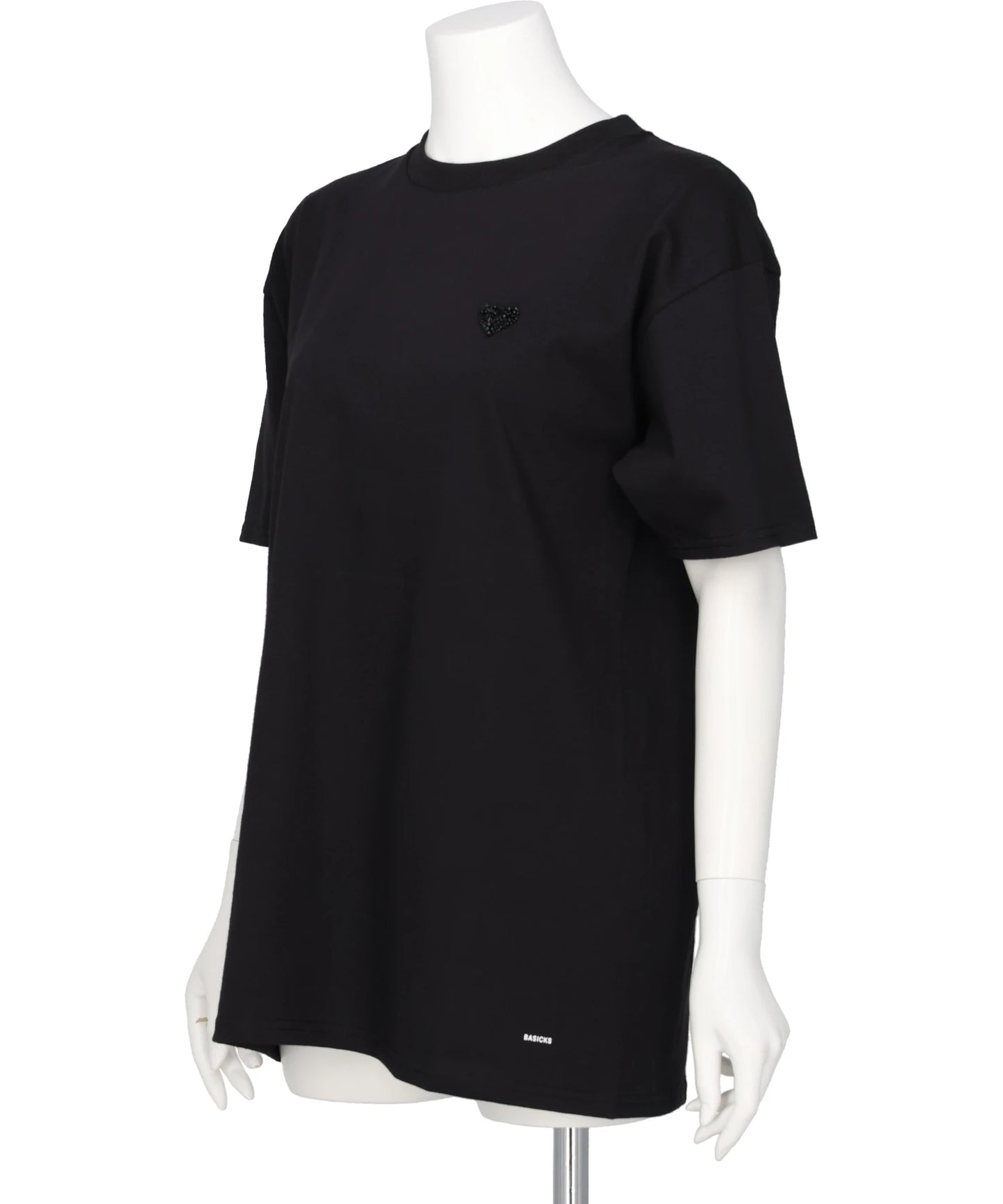 HEART EMBROIDERY T-SHIRT