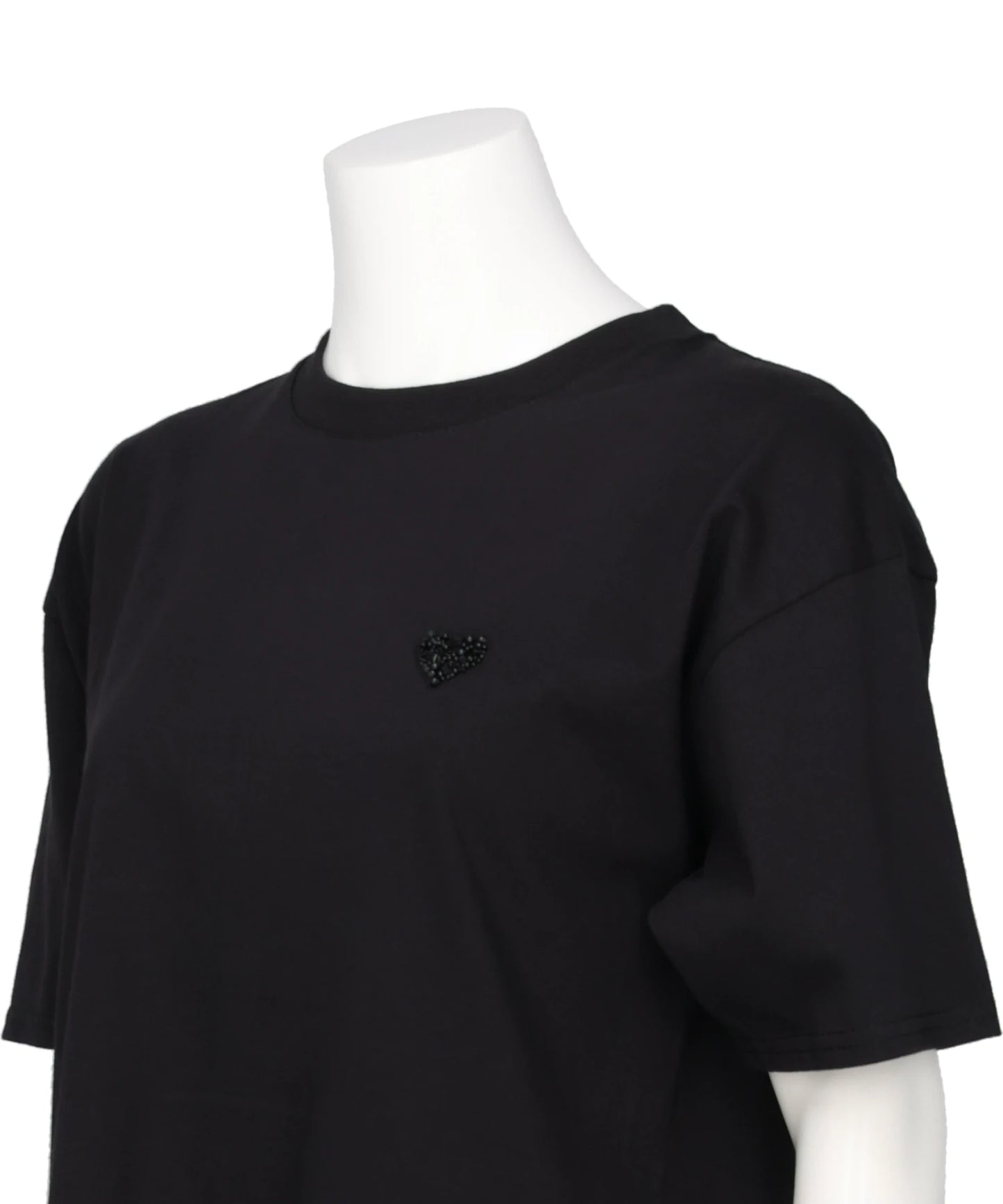 HEART EMBROIDERY T-SHIRT