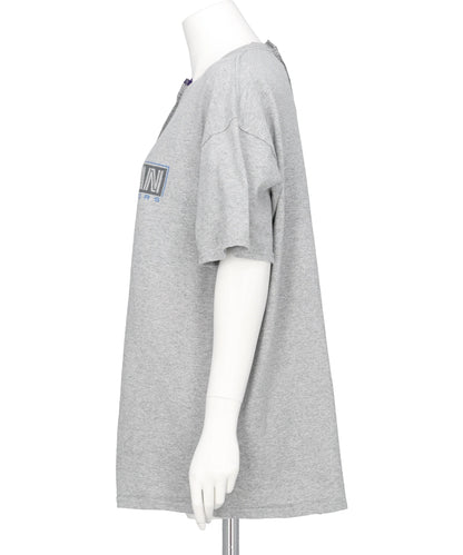 HALF LOGO TEE