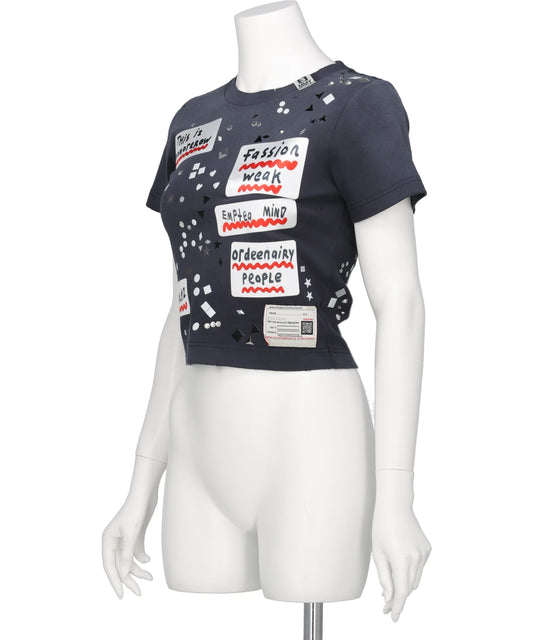 EMBELLISHED STICKER TEE