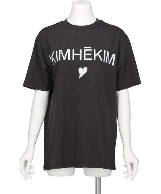KIMHEKIM(キムヘキム) 2026AW HEART VINTAGE PRINT T-SHIRT KHK-JS023