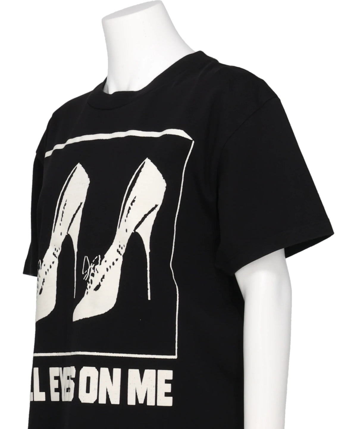 ALL EYES ON ME BELTED T SHIRT