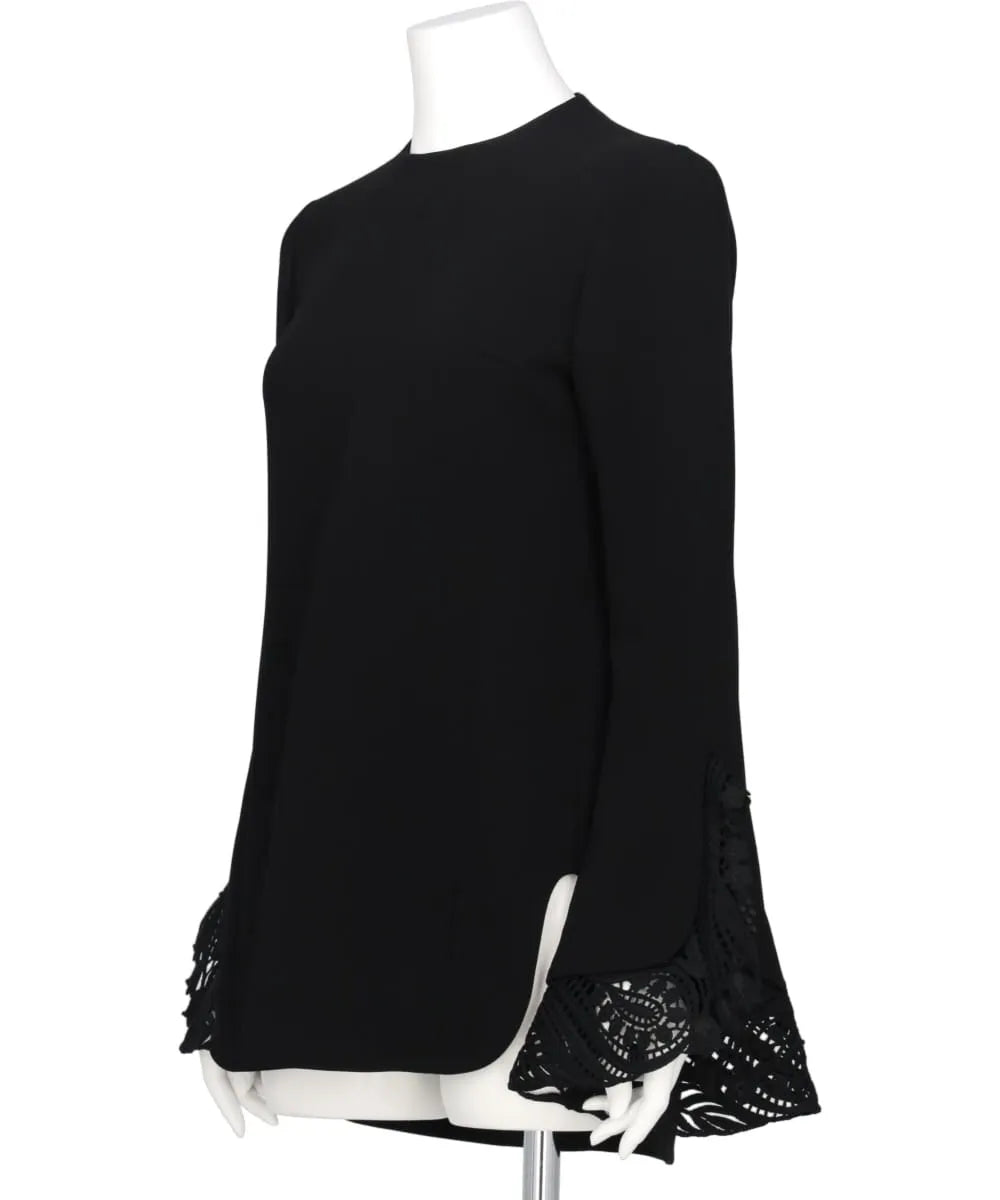 EMBROIDERED CUFFS TOP