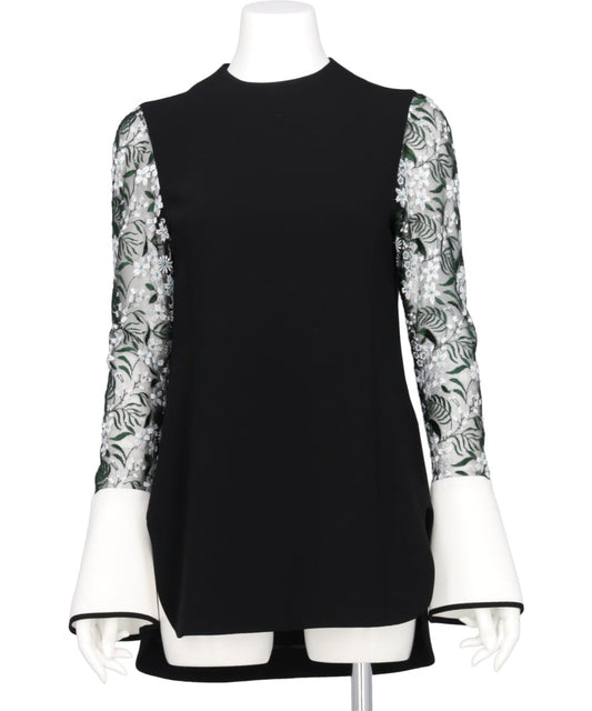 FLORAL LACE-SLEEVE CLASSIC TOP