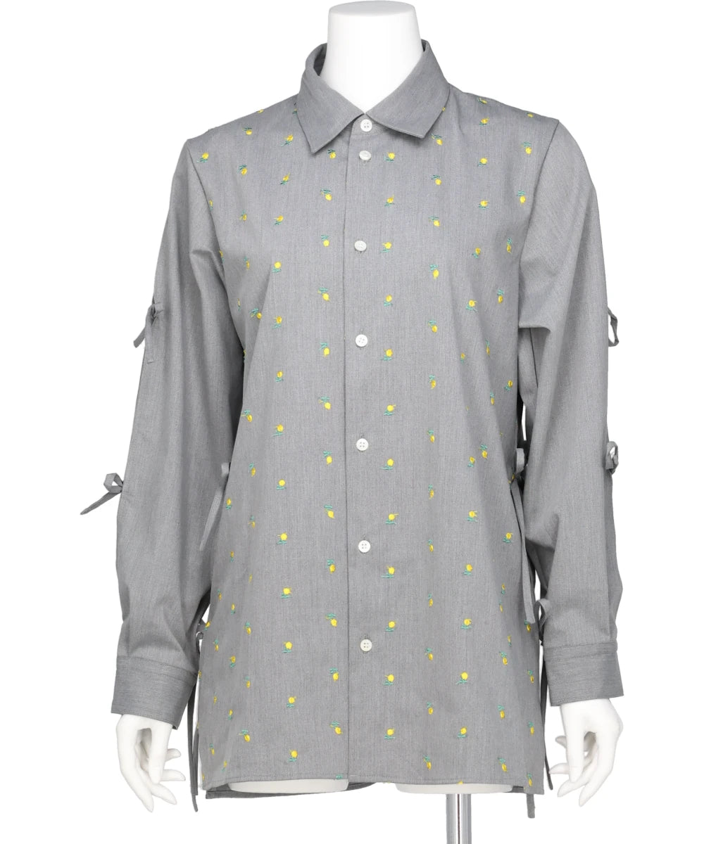 naokitomizuka(ナオキトミズカ) FLOWER EMBROIDERY RIBBON BLOUSE