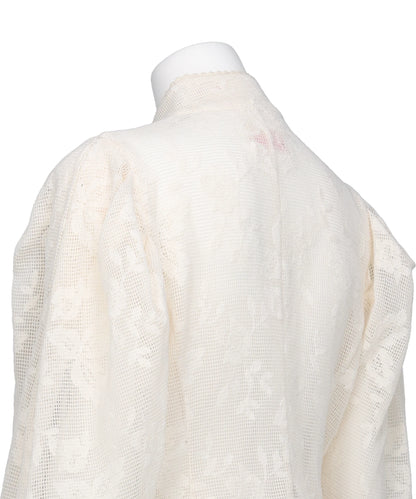 EMBROIDERED LACE COL MONTANT TOP