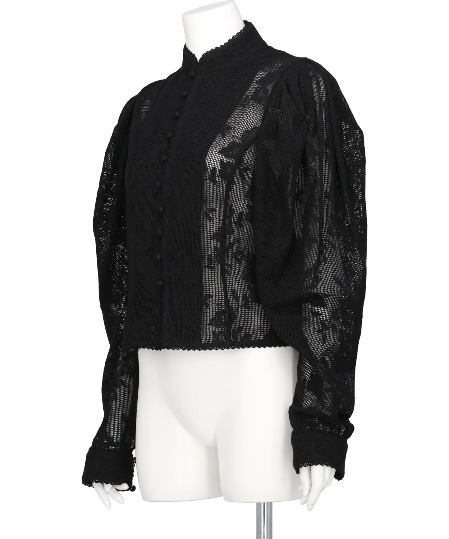 EMBROIDERED LACE COL MONTANT TOP