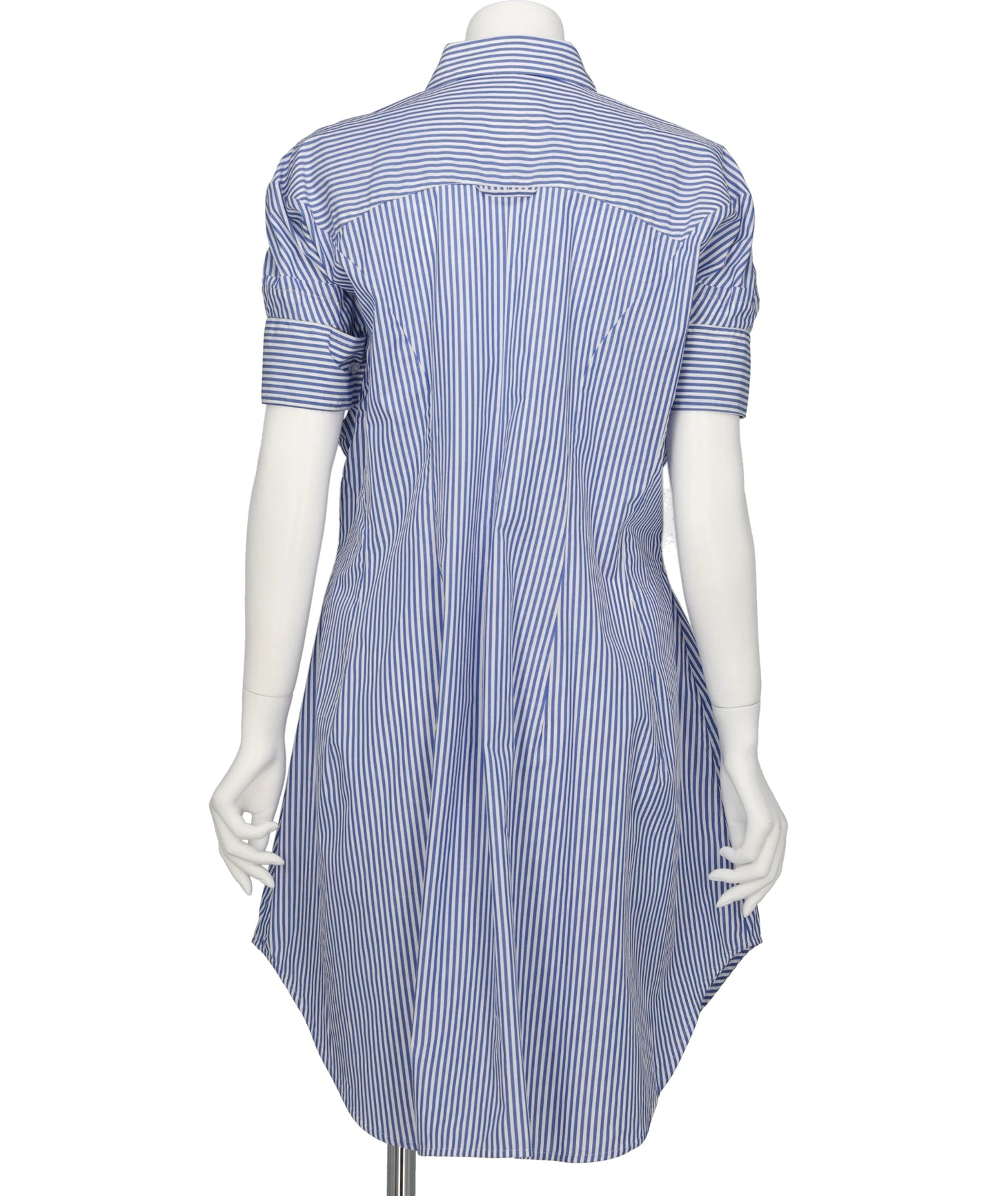 SHORT-SLEEVED BLOUSE