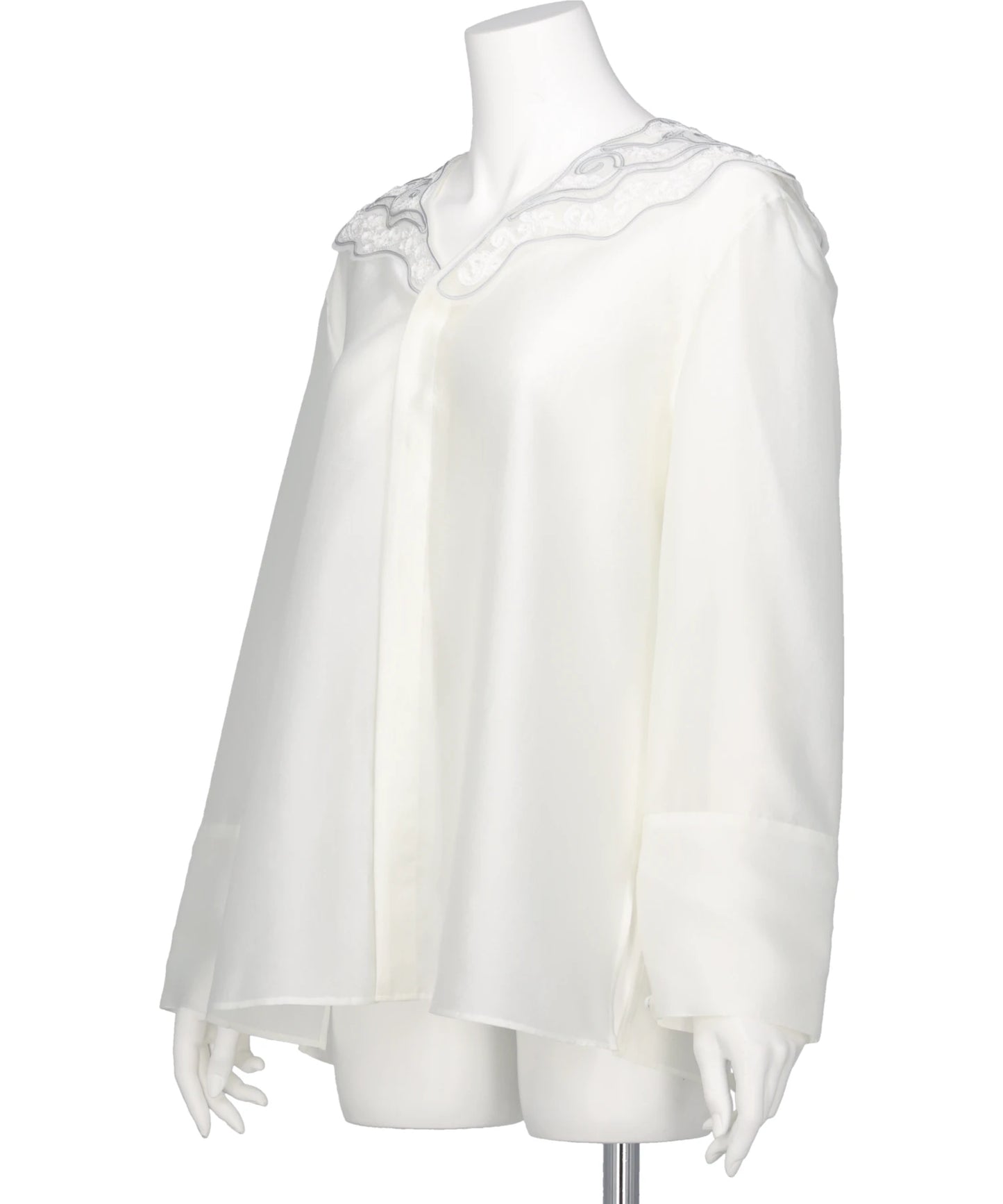 LACE COLLAR BLOUSE