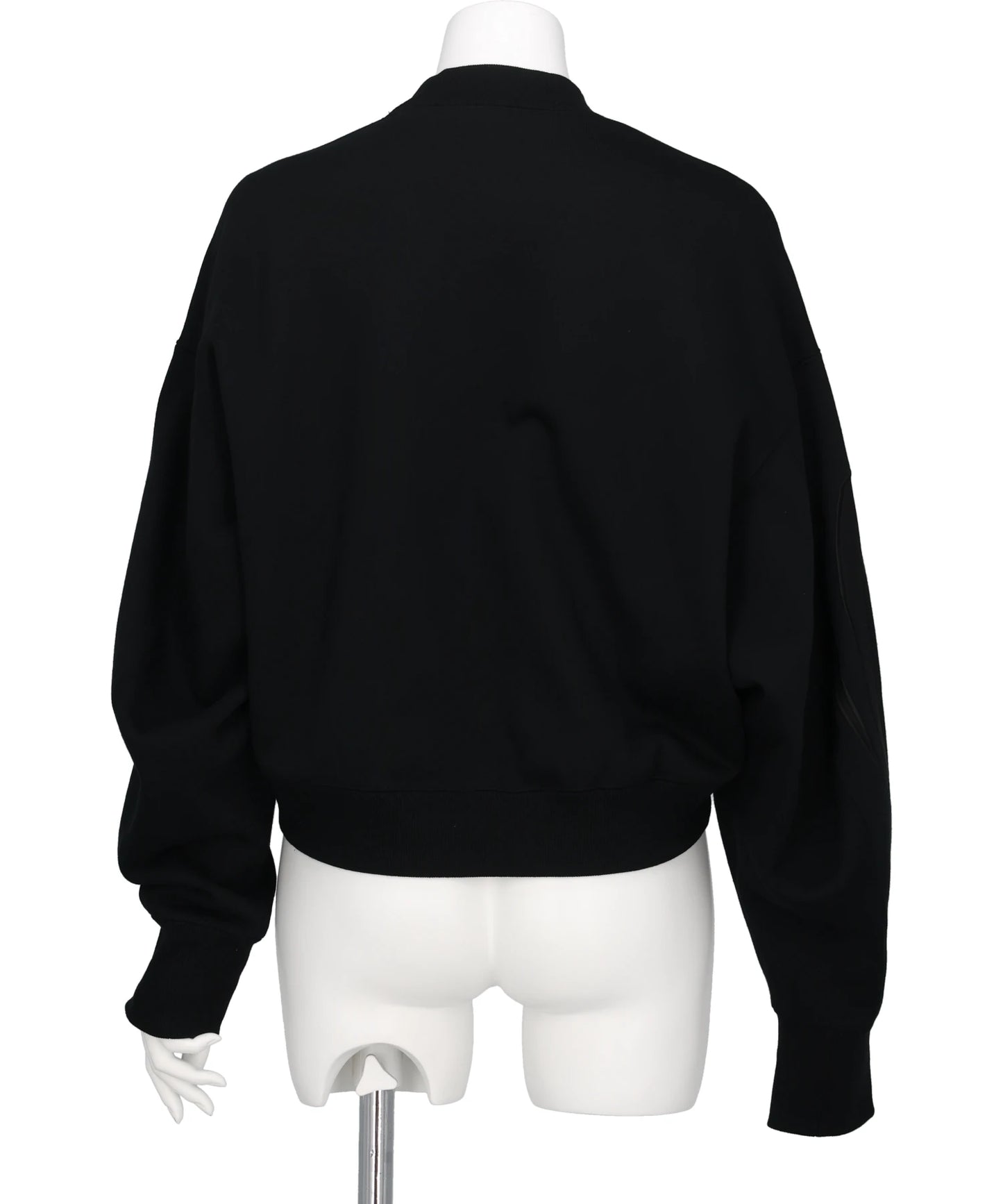 FLORAL EMBROIDERY SHORT SWEAT TOP