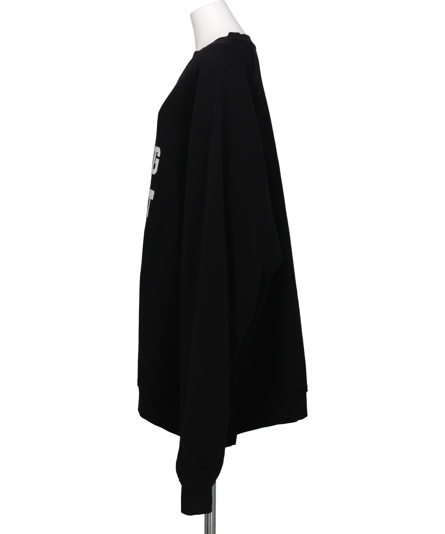 OVERSIZED SWEATSHIRT