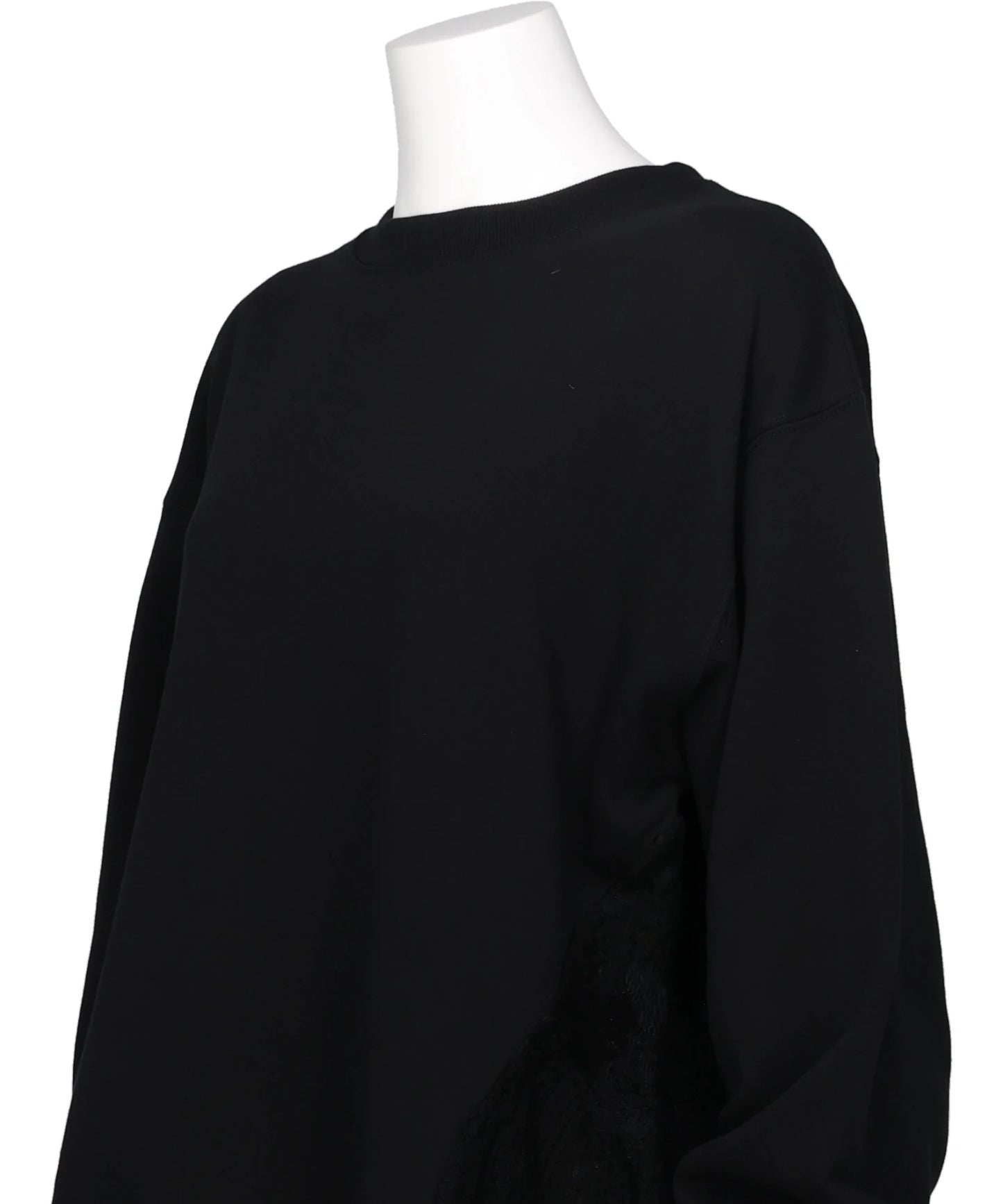 INVISIBLE BLOOM SWEATSHIRT