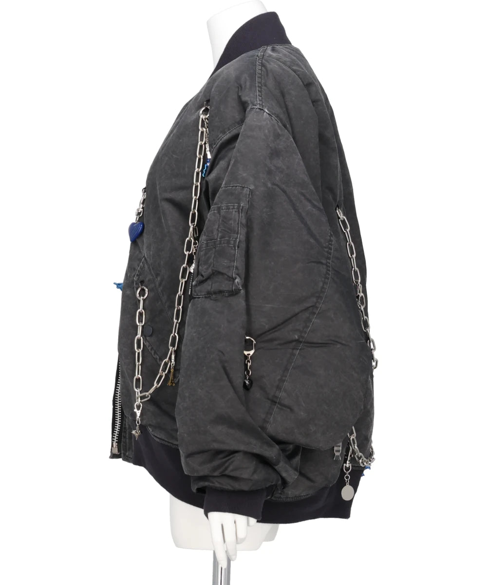 KEY CHAIN DECORATED BOMBER JACKET