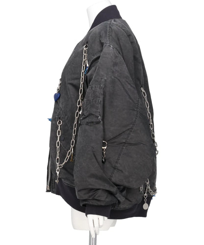 KEY CHAIN DECORATED BOMBER JACKET