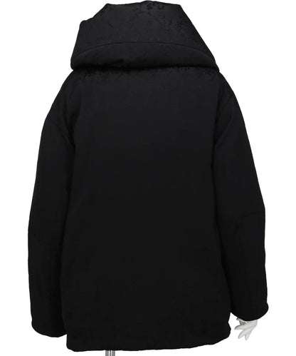 黒ミャクミャク 立ちバージョン Mame Kurogouchi(マメクロゴウチ) FLORAL JACQUARD ROUNDED DOWN