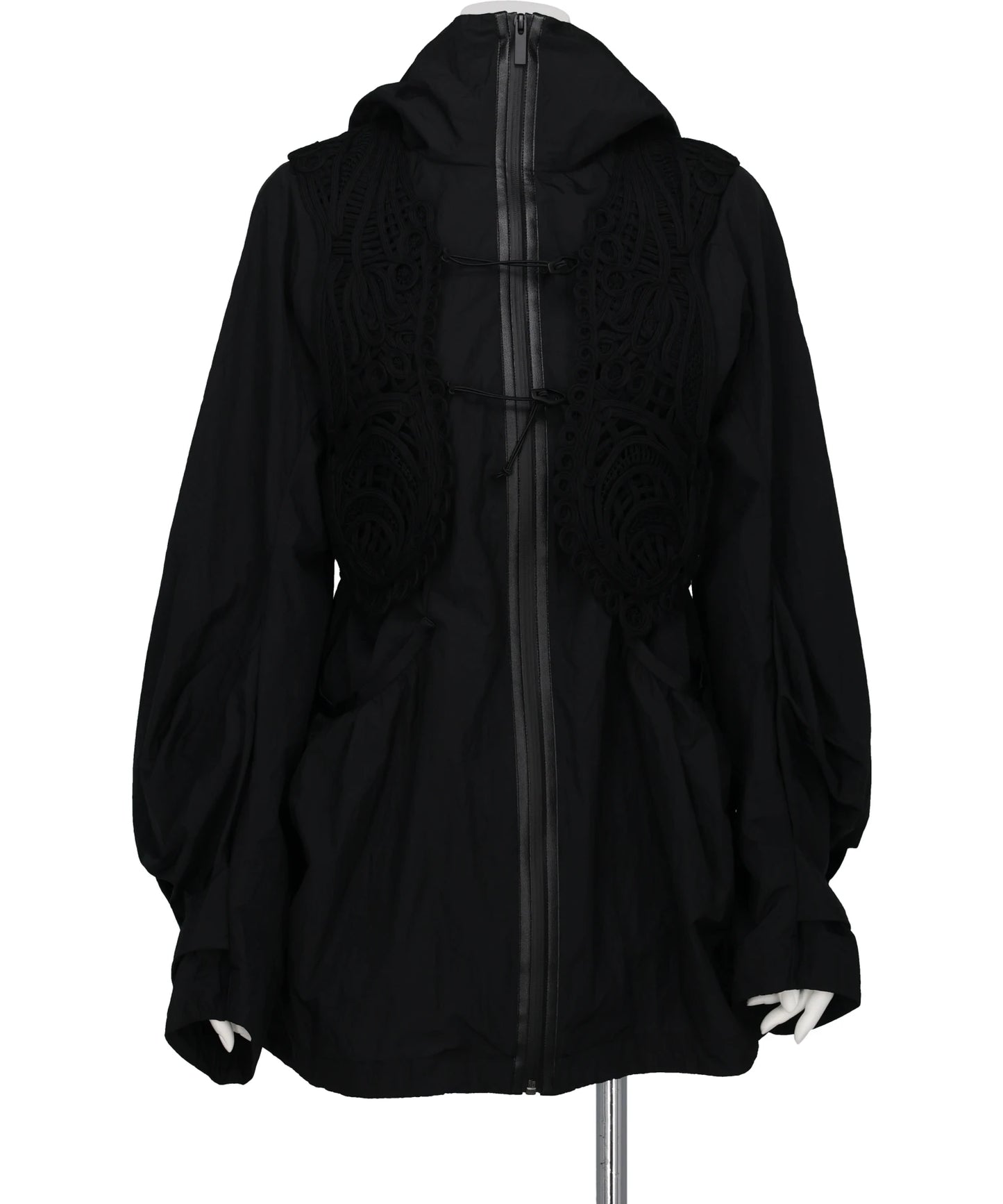 Mame Kurogouchi(マメクロゴウチ) 2026AW NYLON OVERSIZED JACKET WITH CORDINGEMBROIDERY VEST MM26FW-CO028