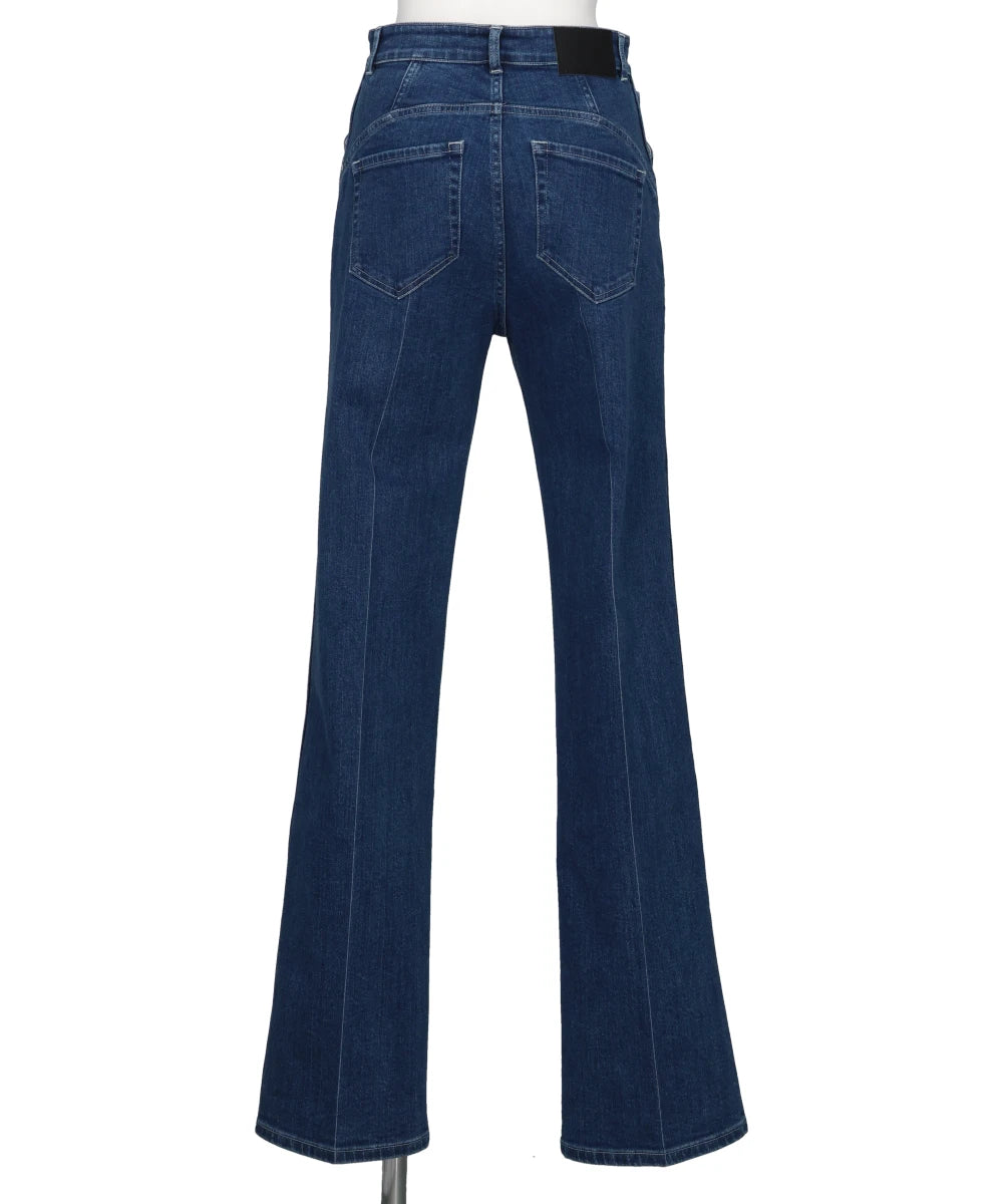 STRETCH STRAIGHT CUT JEANS