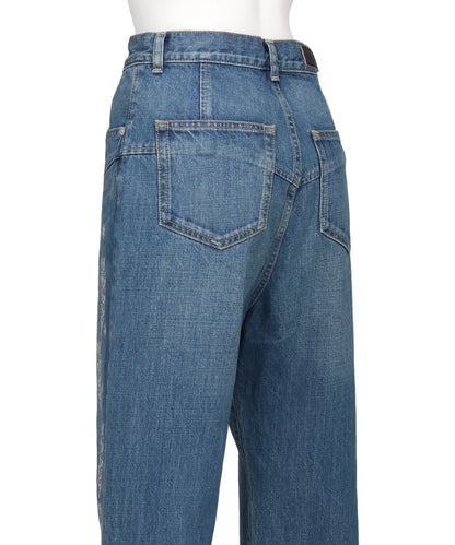 EMBROIDERED STRAIGHT JEANS