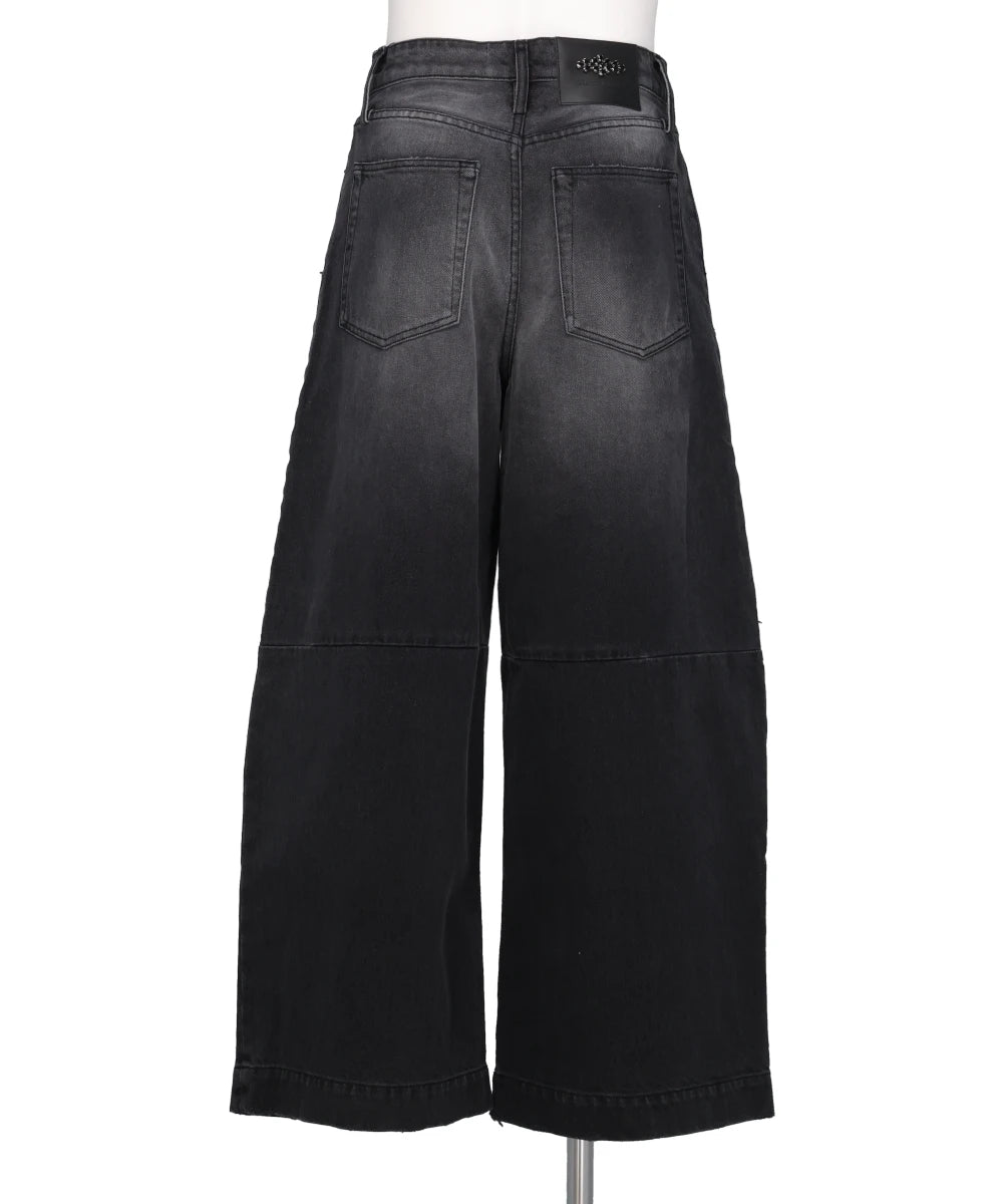 CROPPED DISTRESSED WIDE LEG PUDDLE JEANS W/ EMB