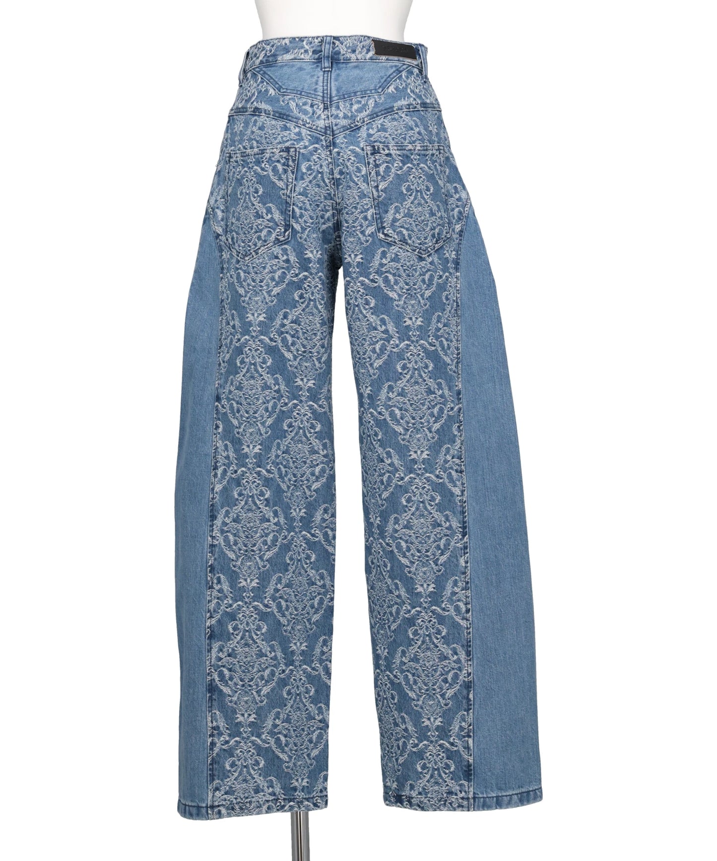 DAMASK-JACQUARD DENIM CURVE-FITHIGH-RISE JEANS