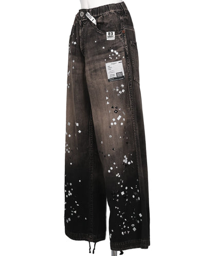 EMBELLISHED JEANS