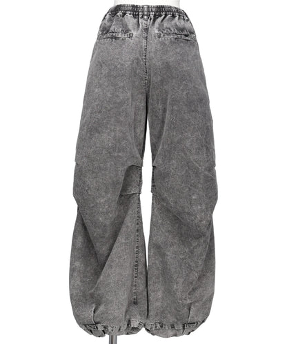 TUCKED BALLOON DENIM