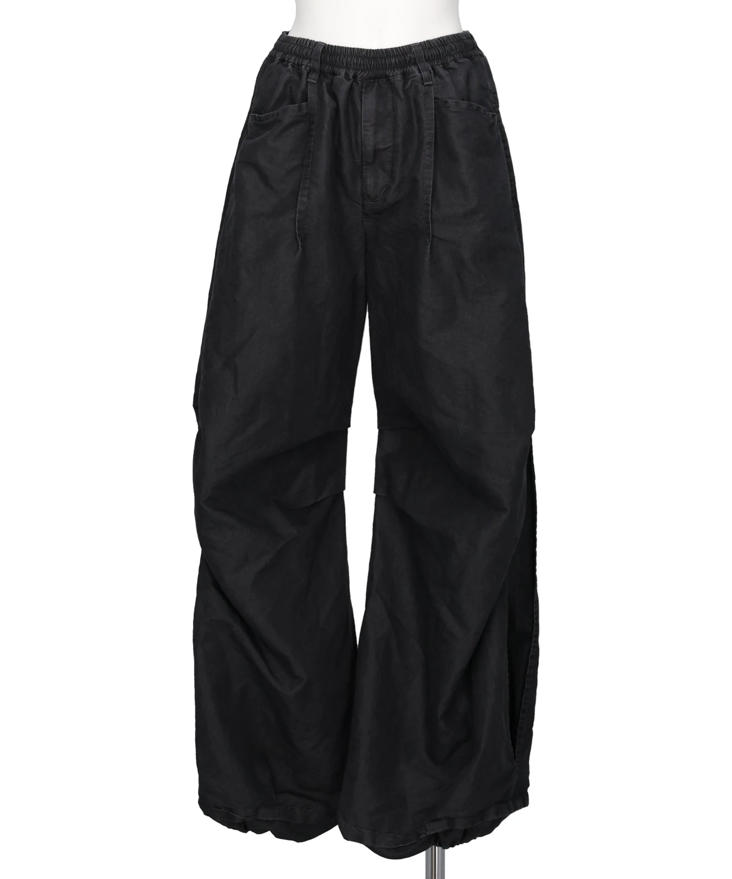 TUCKED BALLOON DENIM