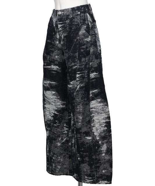 DENIM CURVED PANTS