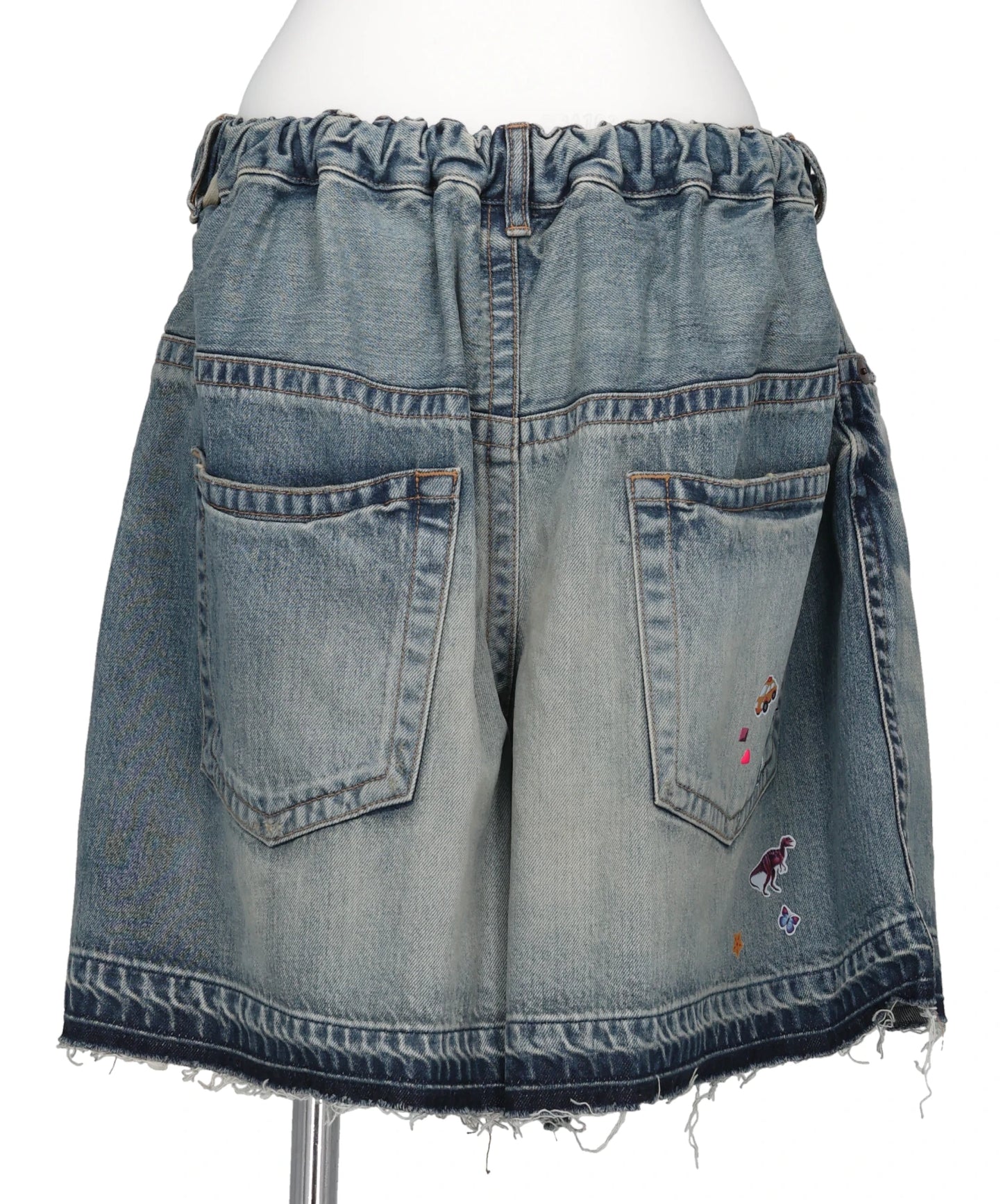 DENIM GATHER SHORTS w KIDS STICKER