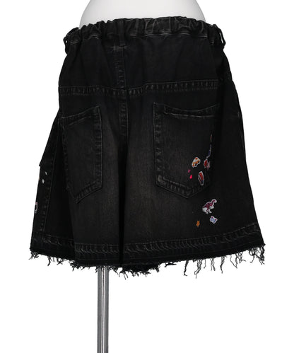 DENIM GATHER SHORTS w KIDS STICKER