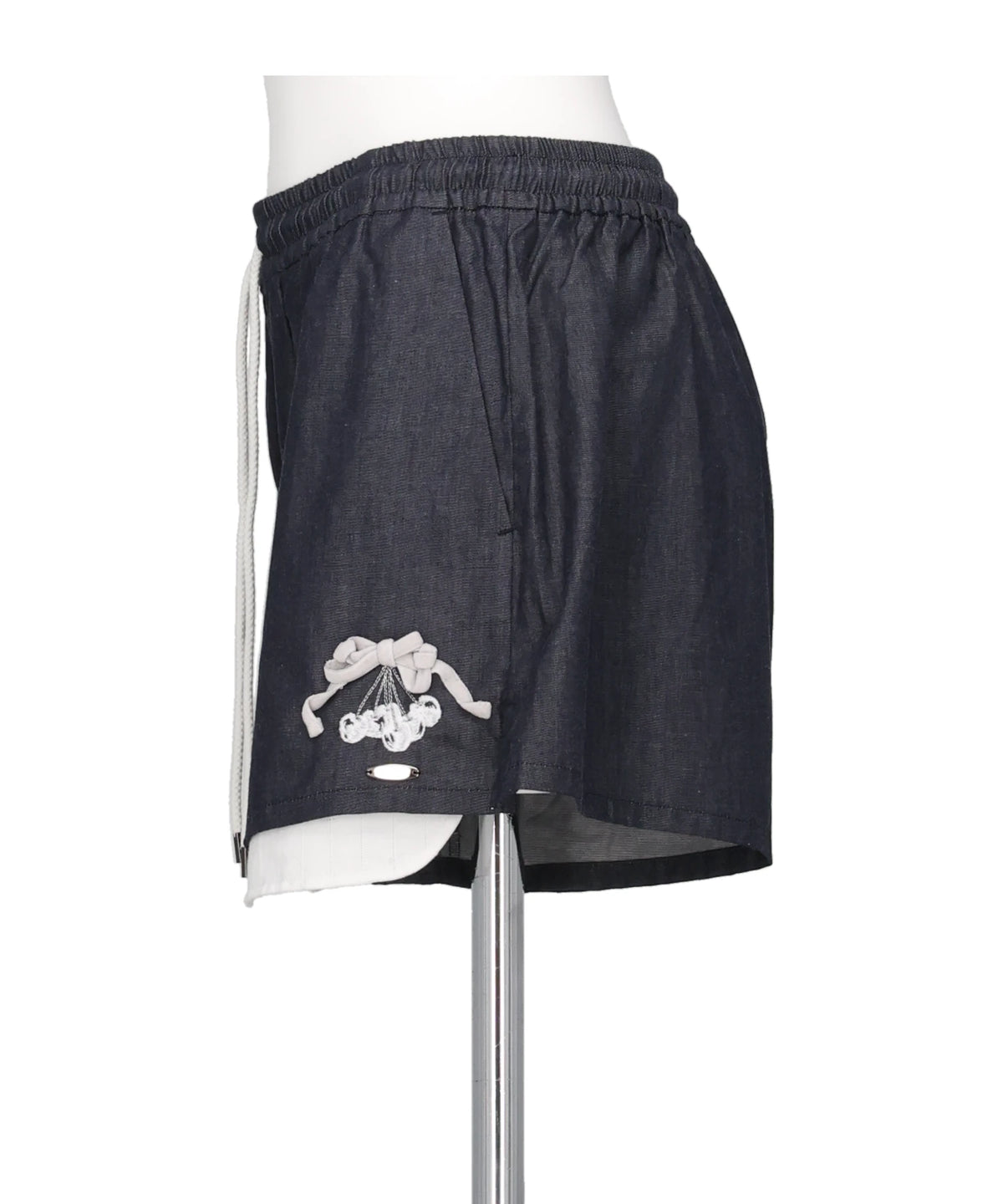 CHERRY TAPE RIBBON HALF PANTS