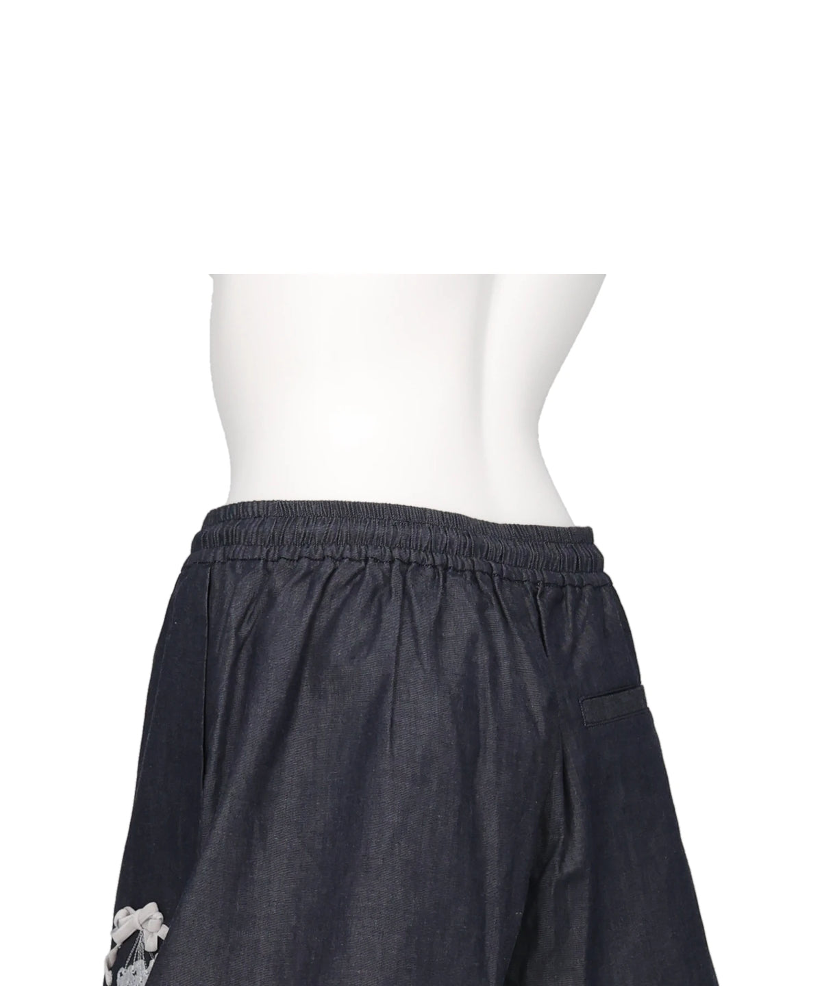 CHERRY TAPE RIBBON HALF PANTS