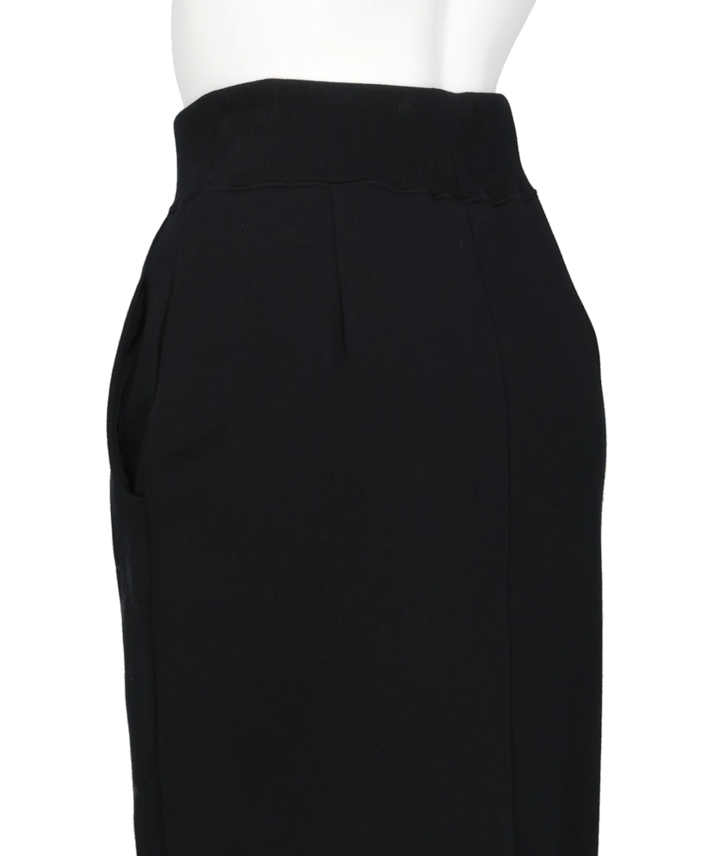 FLORAL MOTIF EMBROIDERED SWEATER SKIRT