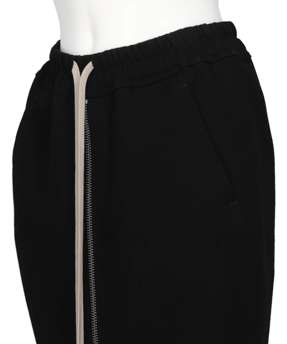 ZIPPED SHORT PILLAR - BLACK