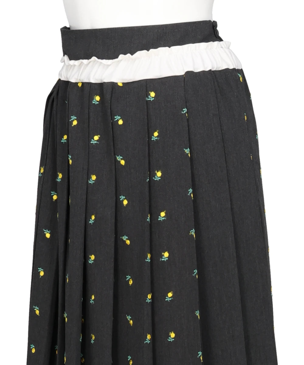 FLOWER EMBROIDERY PLEATED SKIRT