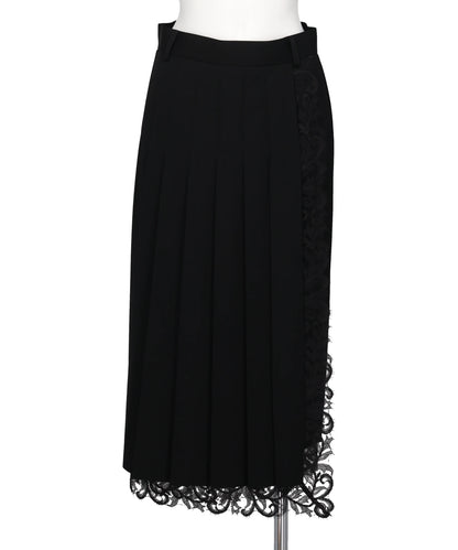 FINE WOOL PLEATED SKIRT WITH LACE TRIM