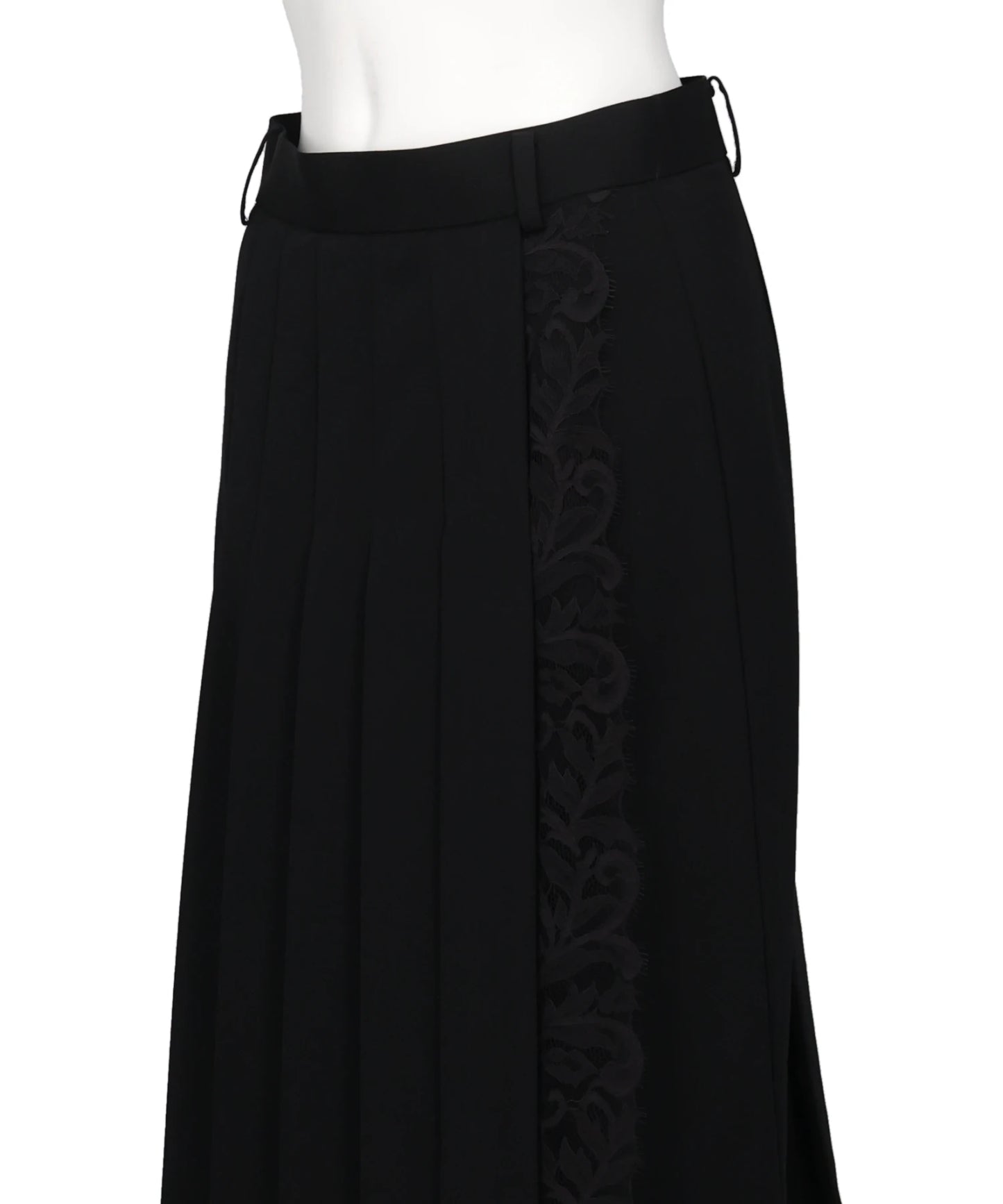 FINE WOOL PLEATED SKIRT WITH LACE TRIM