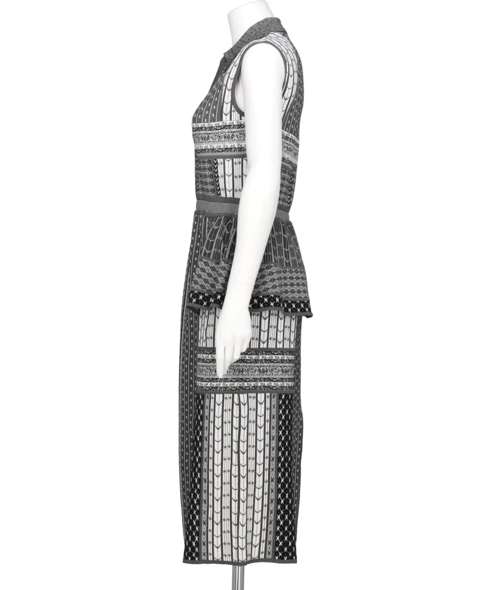 GEOMETRIC PATTERN KNITTED DRESS