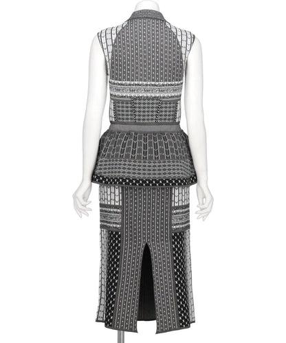 GEOMETRIC PATTERN KNITTED DRESS