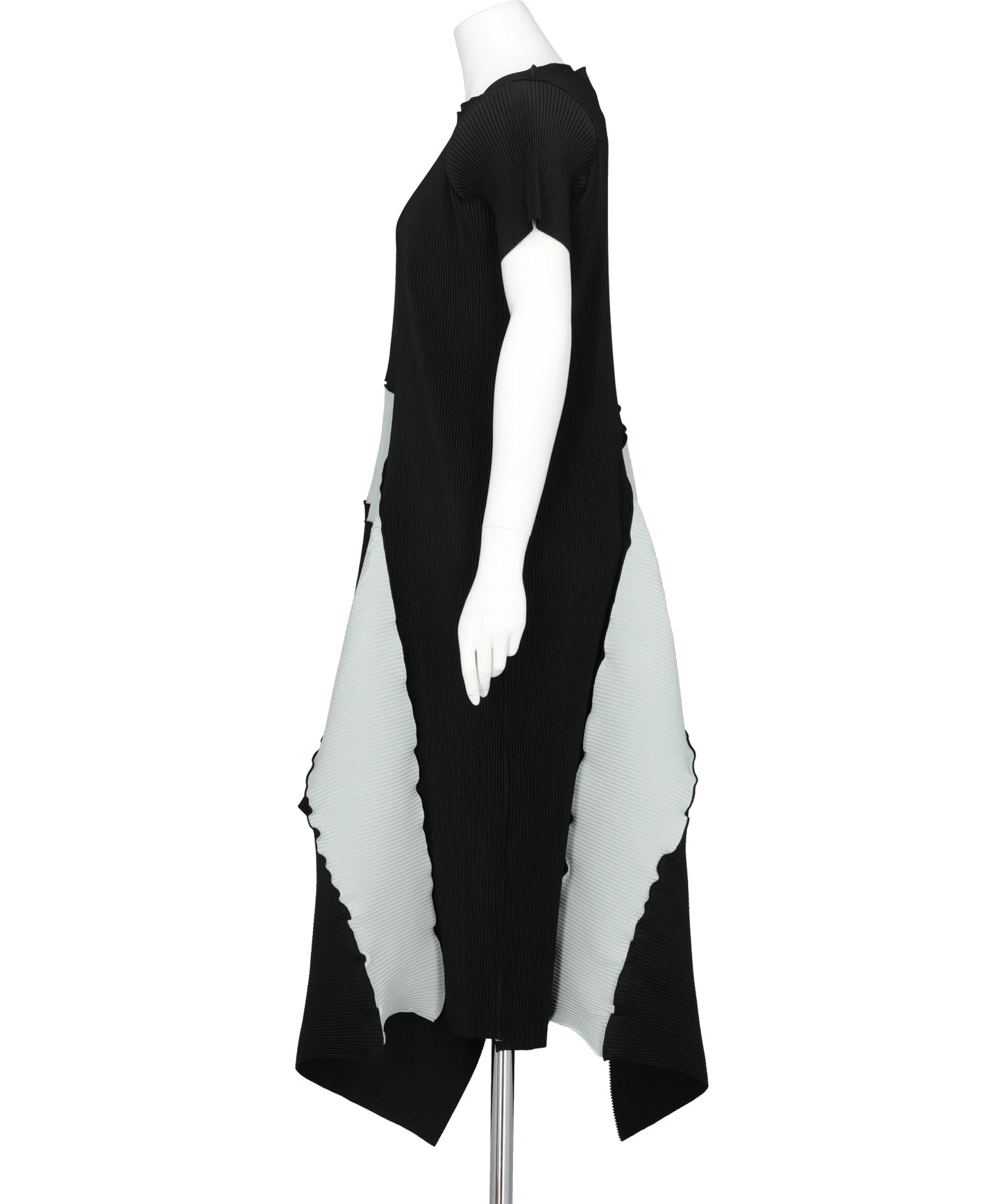 ARCH DRESS SHORT SLEEVE