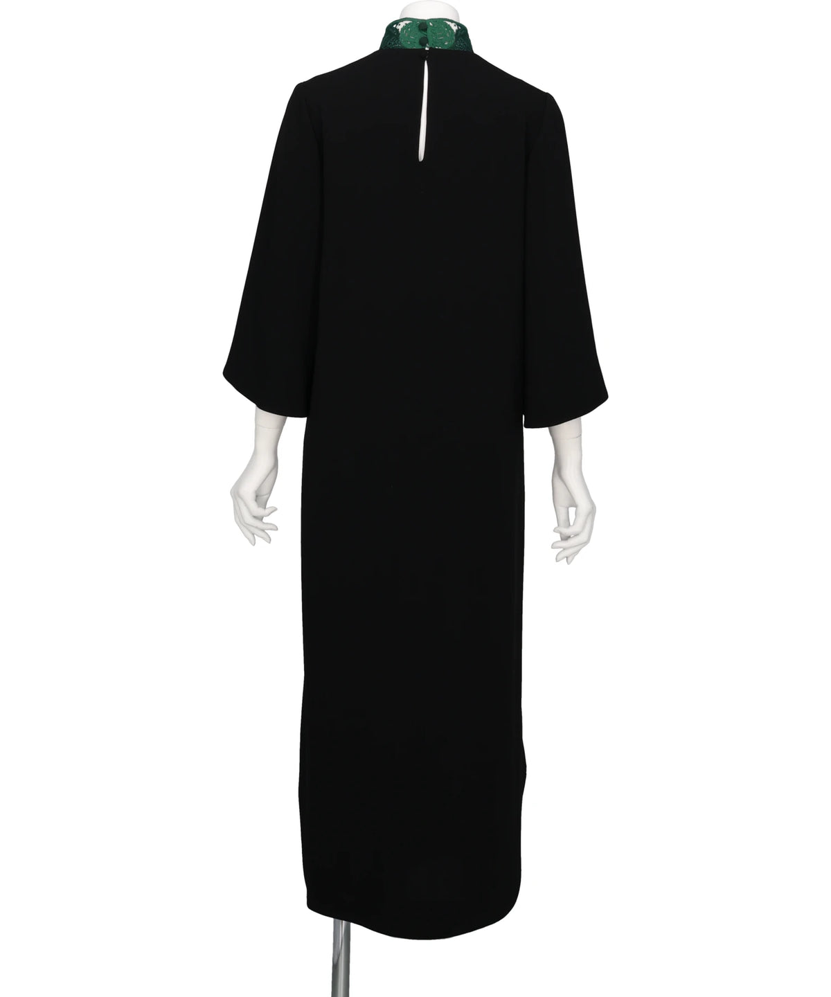 TRIACETATE EMBROIDERY NECK TOP
