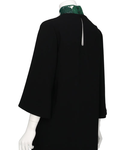 TRIACETATE EMBROIDERY NECK TOP