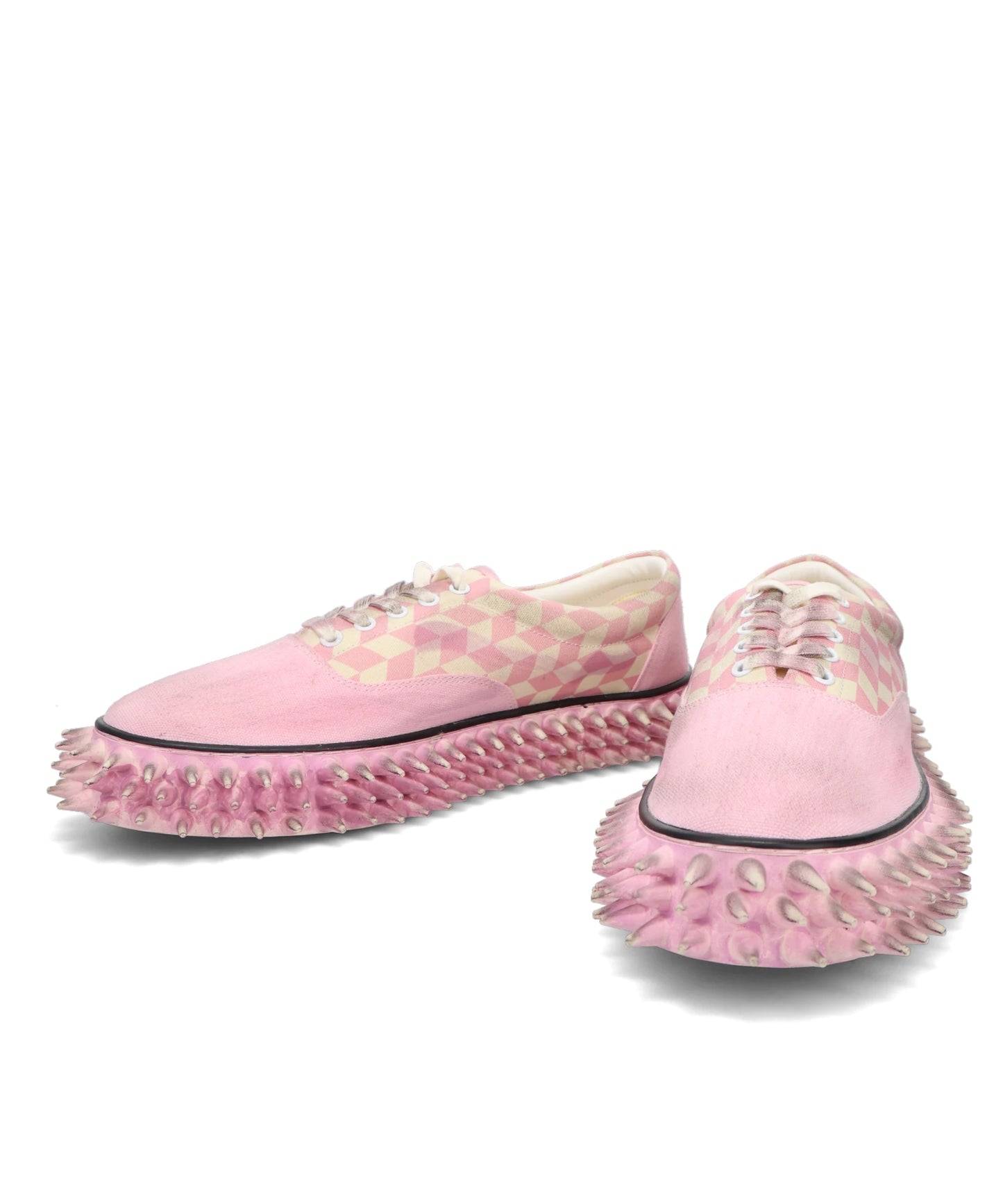 DIRTY SPIKE CANVAS SNEAKER