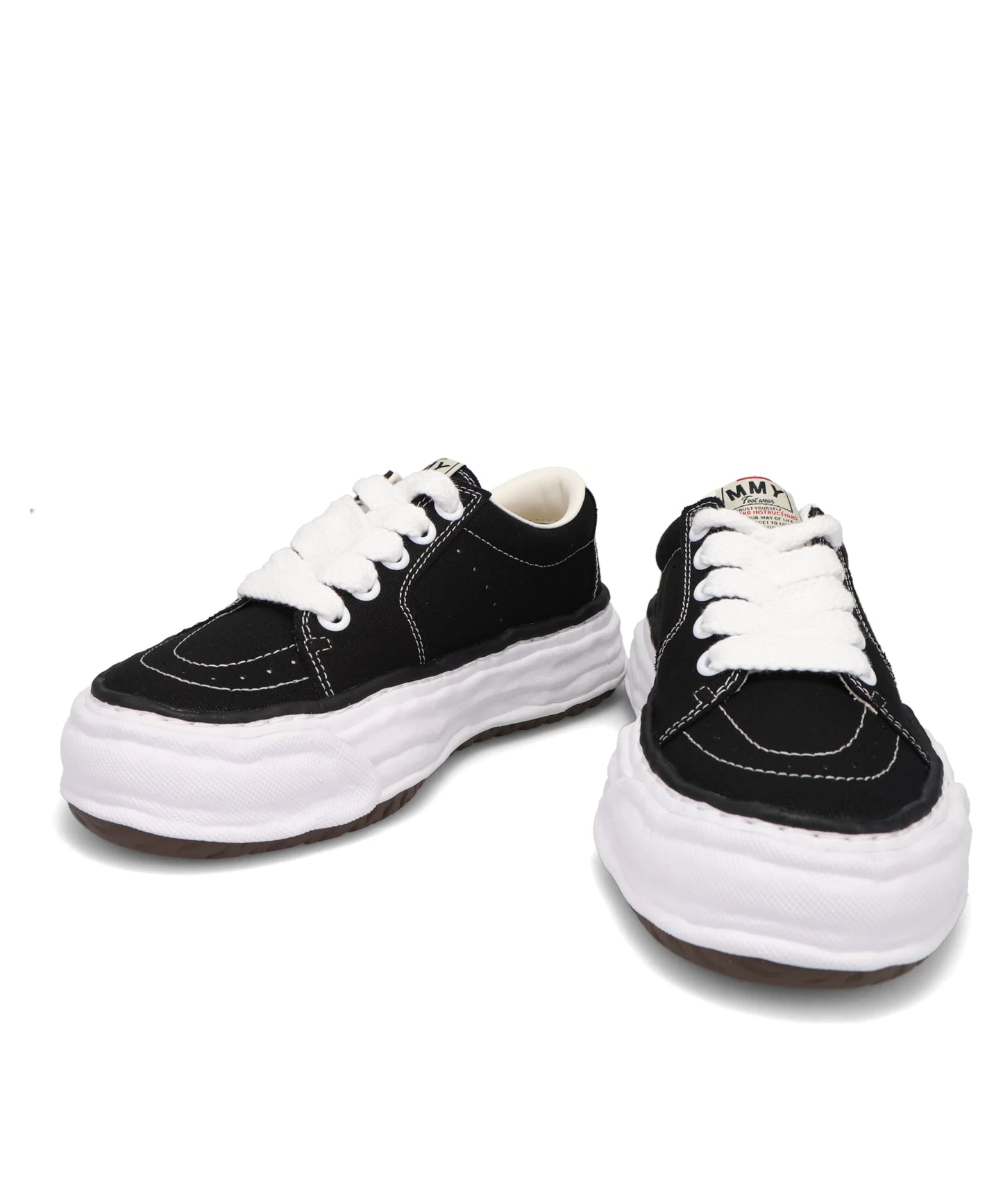 ERIC/ORIGINAL SOLE CANVASLOW-TOP SNEAKER