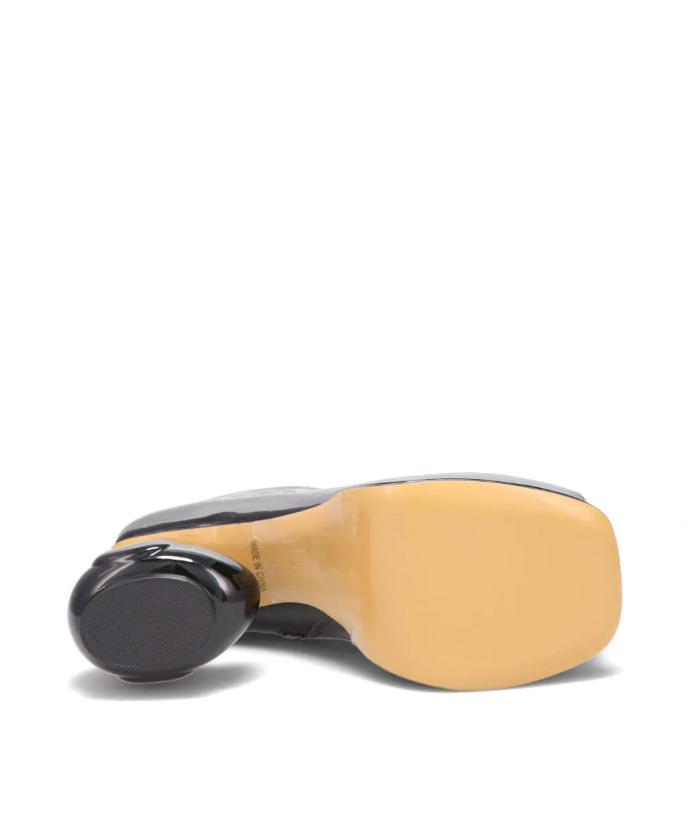 DUCK HEEL SHORT BOOTS