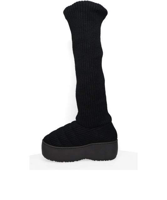 SUBU×ODAKHA LOOSE SOCKS BOOTS