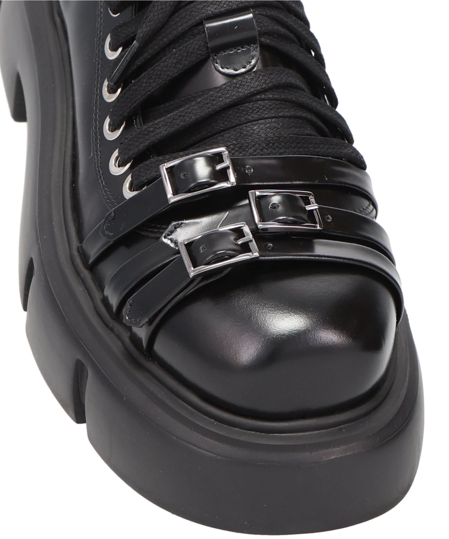 LOW PLATFORM BUCKLE BOOT