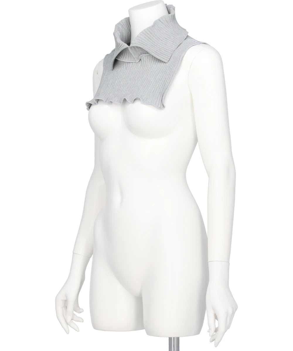 CRISP ATTACHED COLLAR