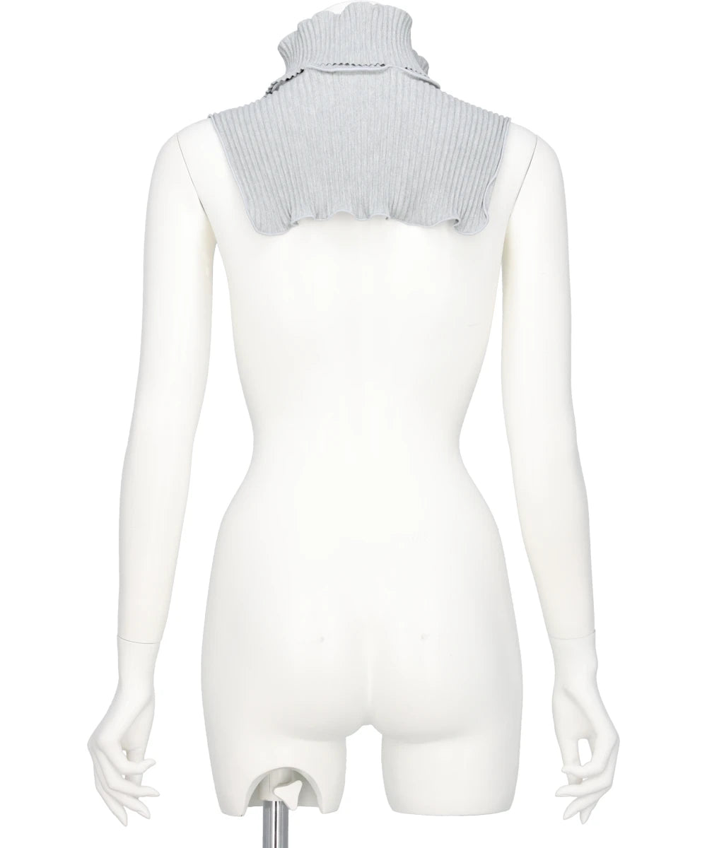 CRISP ATTACHED COLLAR